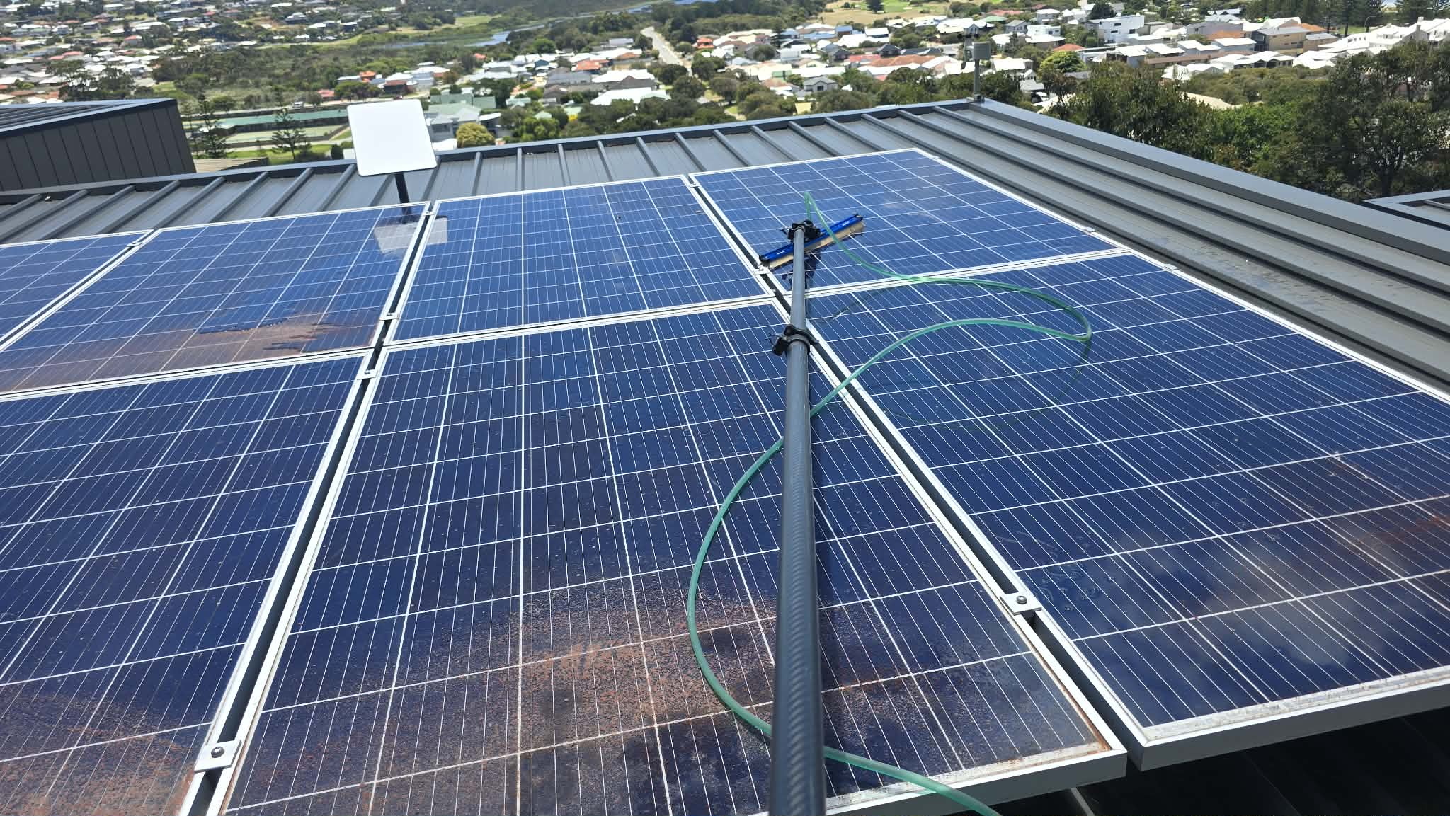 Rooftop solar panel cleaning in Albany