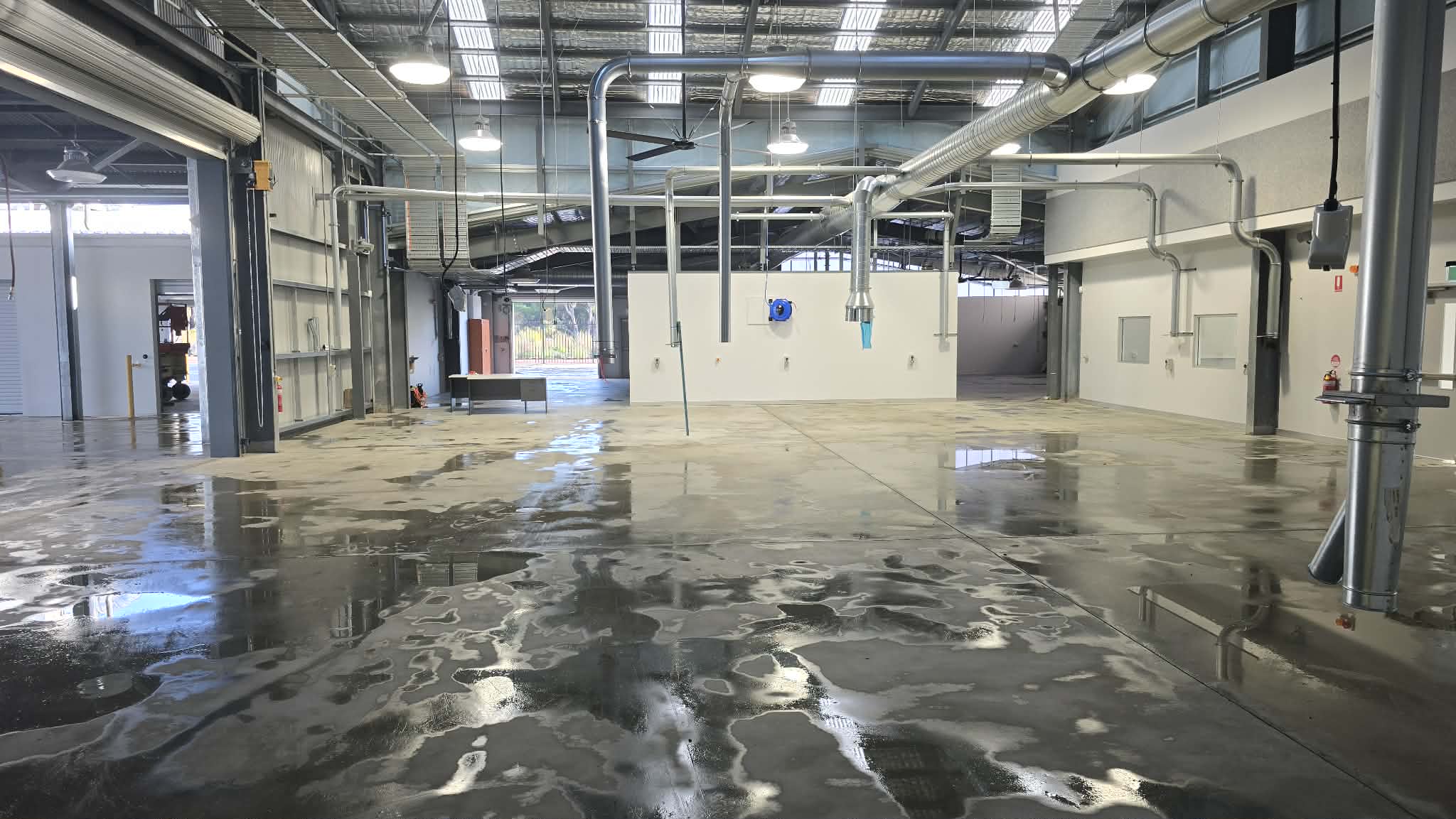 Commercial office cleaning in Albany
